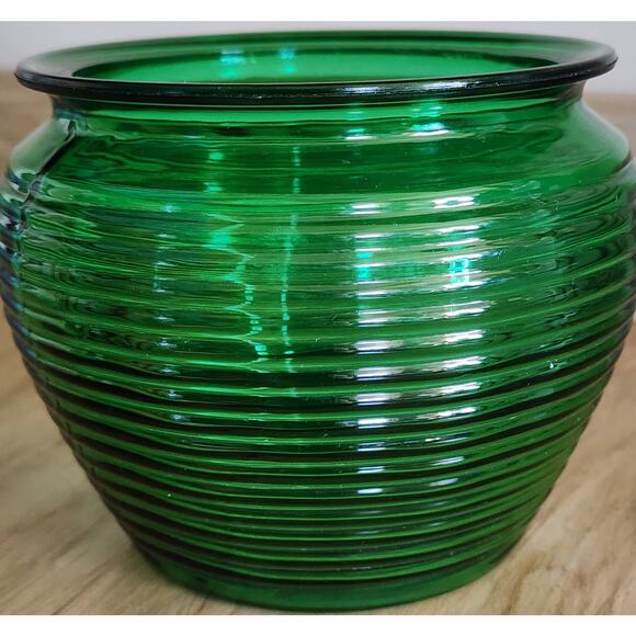 National Potteries Cleveland, Ohio Green Ribbed Glass Division 1162 Mold See Pic - Picture 8 of 10